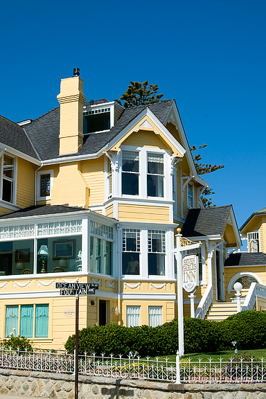 Pacific Grove Homes
